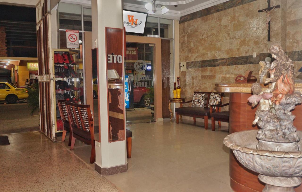 Vallejo Hotel Huaquillas Dış mekan fotoğraf