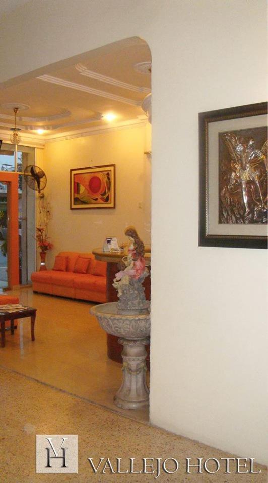 Vallejo Hotel Huaquillas Dış mekan fotoğraf